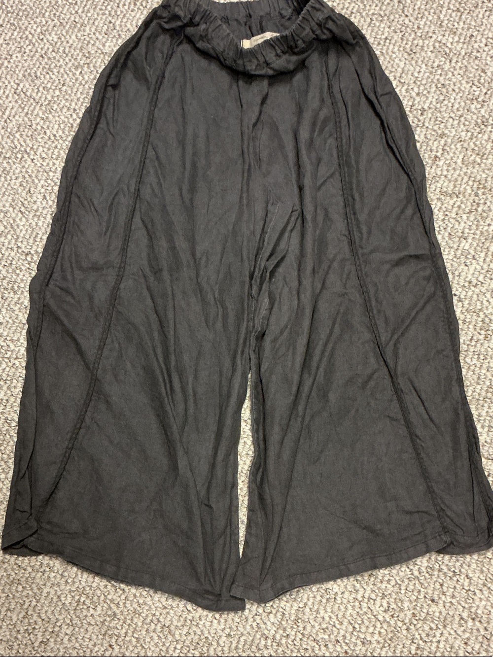 Cynthia Ashby Wide Leg Pants. Size 1. NWOT